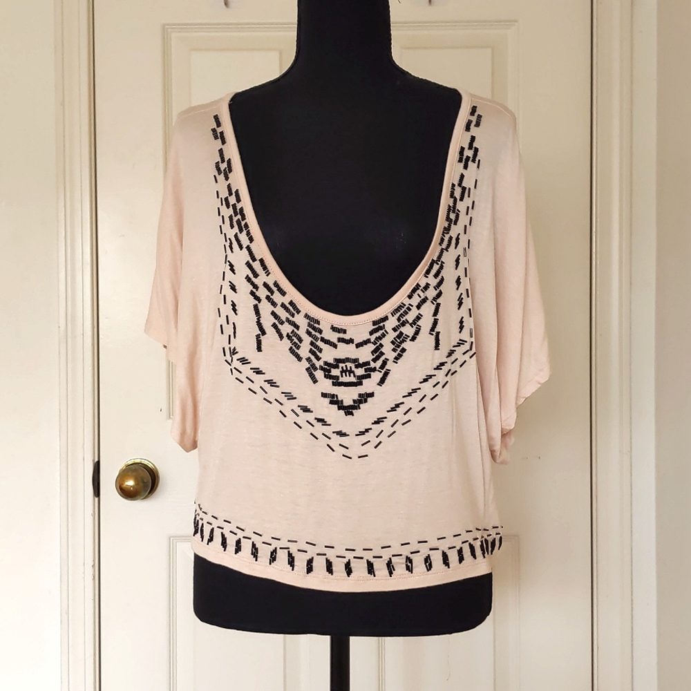NWOT. 2B Bebe Rayon Spandex Short Sleeve Loose Fit Crop Top w/beads embroidery.
